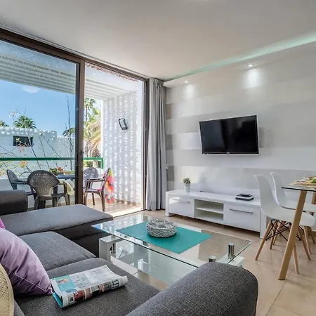 Aparthotel 304 First Floor Quite Bungalow Terrace & Pool Playa de las Americas (Tenerife)